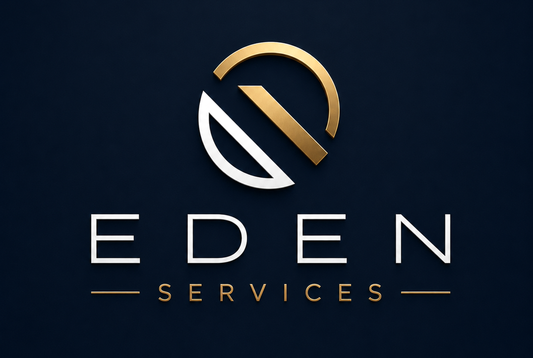 Logo Eden Services en doré et argent sur fond bleu nuit